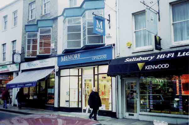 Memory Optician Eye treatment